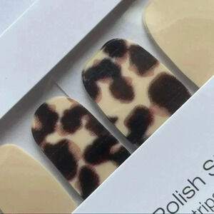 Color Street Show And Shell Press On Nails 100% Real Polish New Unopened